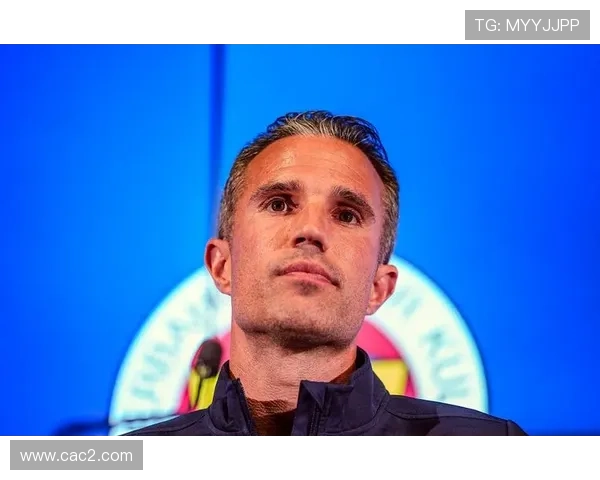 斯特林许可未定范佩西率队比训